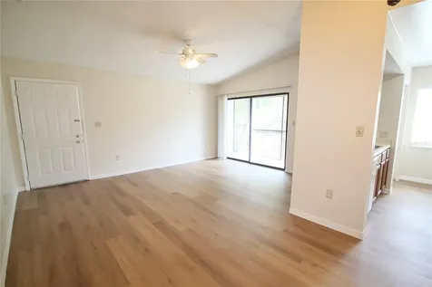 185 Waterfall Way Altamonte Springs FL 32714