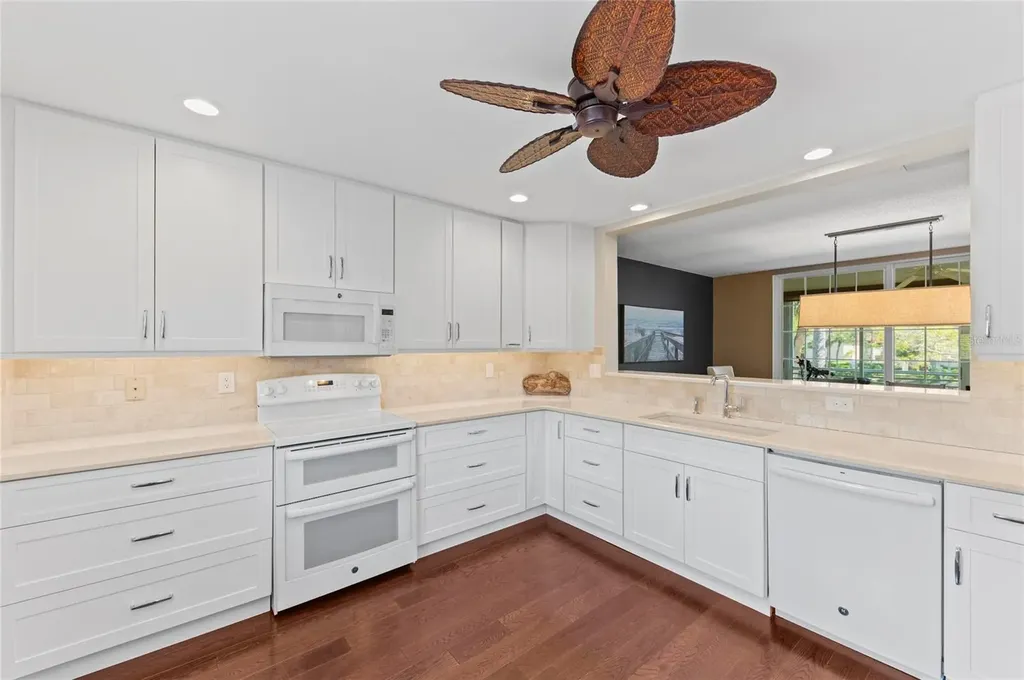 6101 34th Street W Bradenton FL 34210