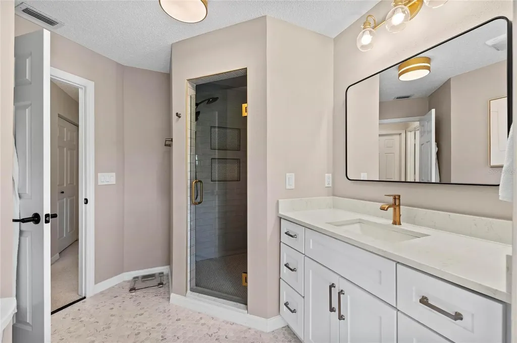 6101 34th Street W Bradenton FL 34210