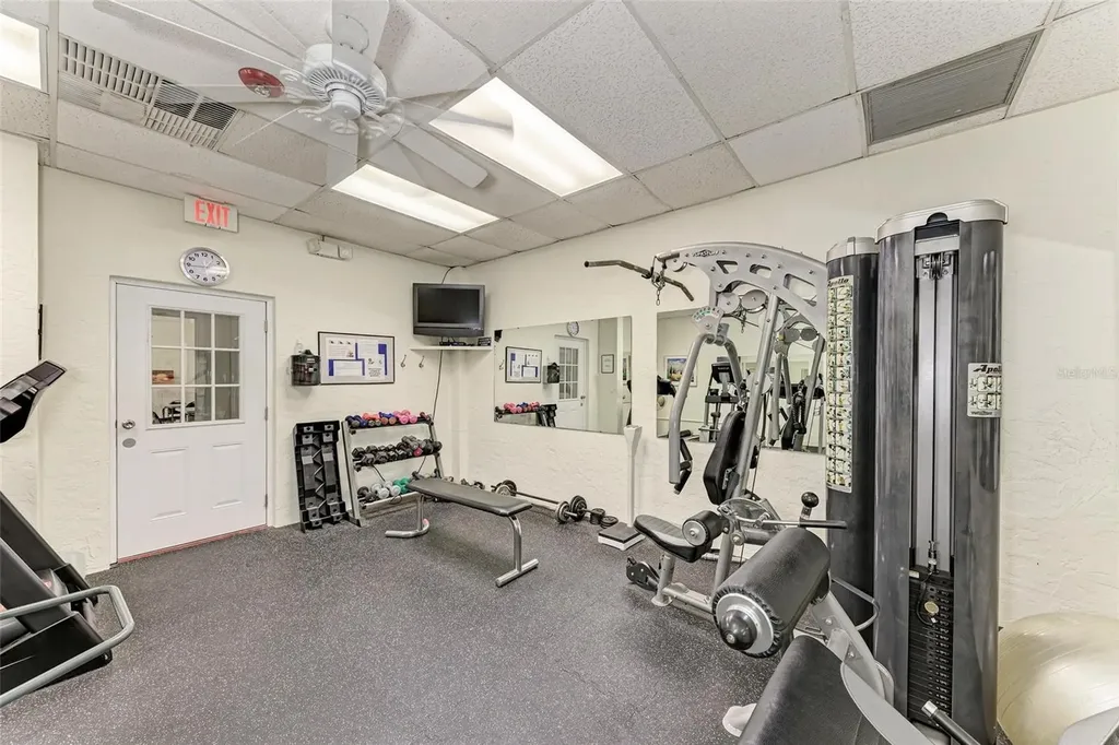 6101 34th Street W Bradenton FL 34210