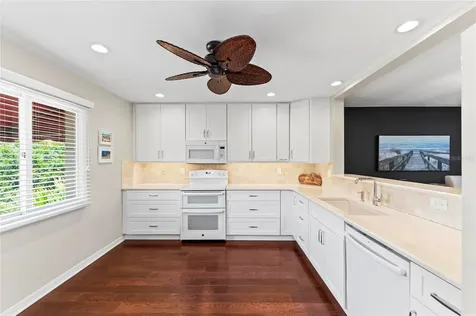 6101 34th Street W Bradenton FL 34210