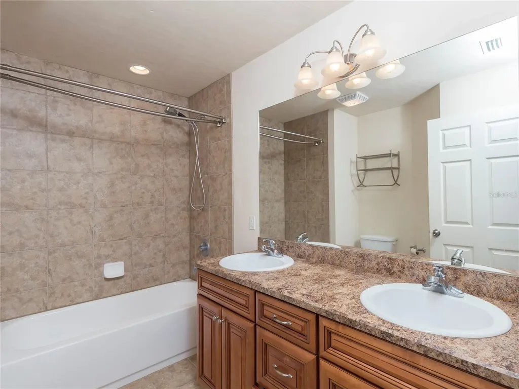 10727 NW 65th Way Alachua FL 32615