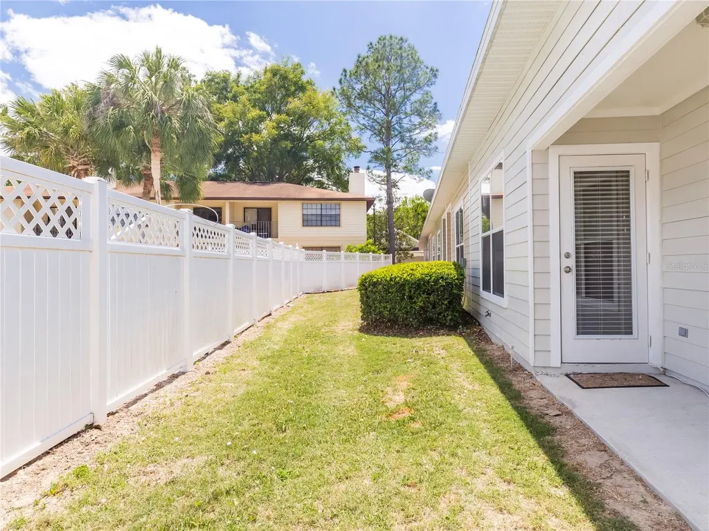 10727 NW 65th Way Alachua FL 32615
