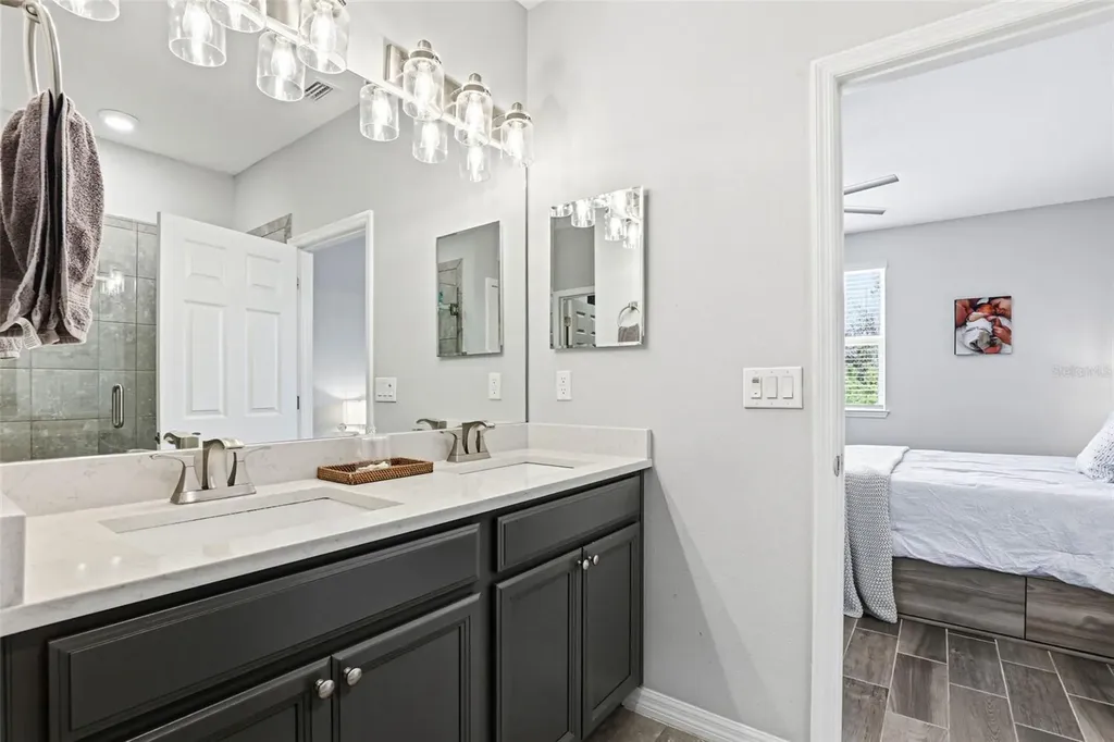 2818 Grand Kemerton Place Tampa FL 33618