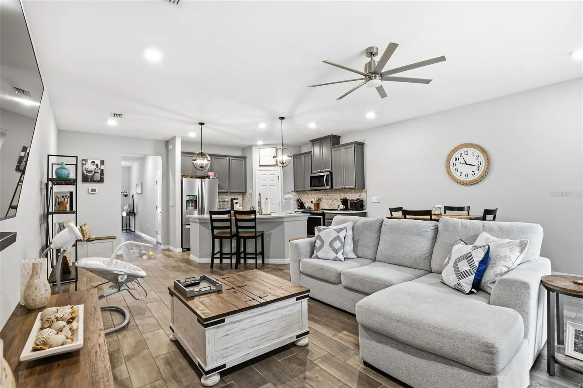 2818 Grand Kemerton Place Tampa FL 33618