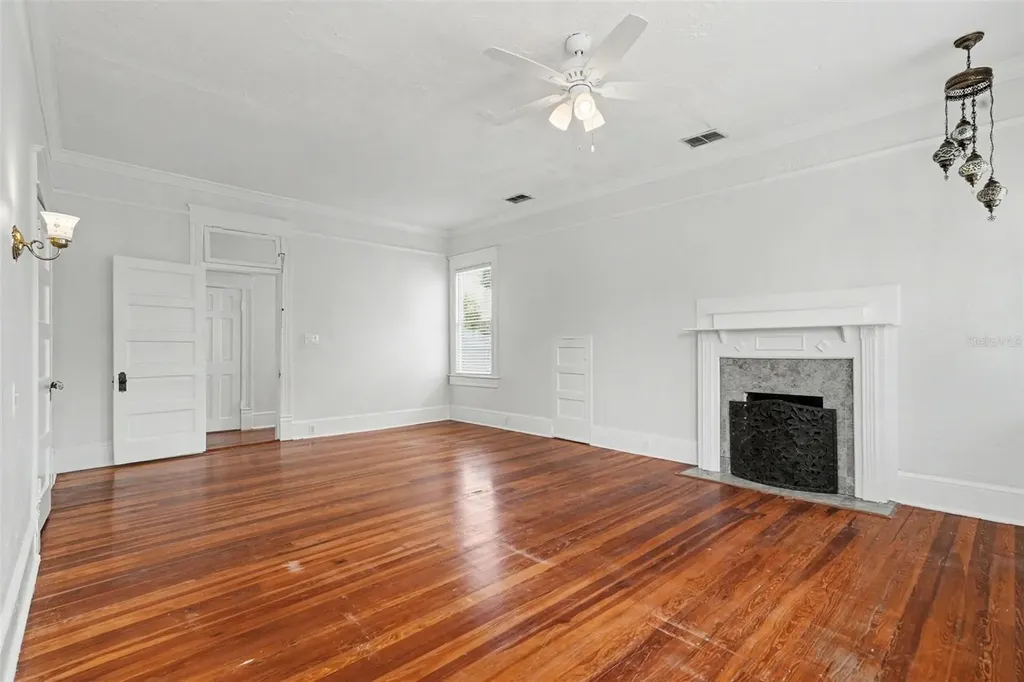 501 W Euclid Avenue Tampa FL 33602