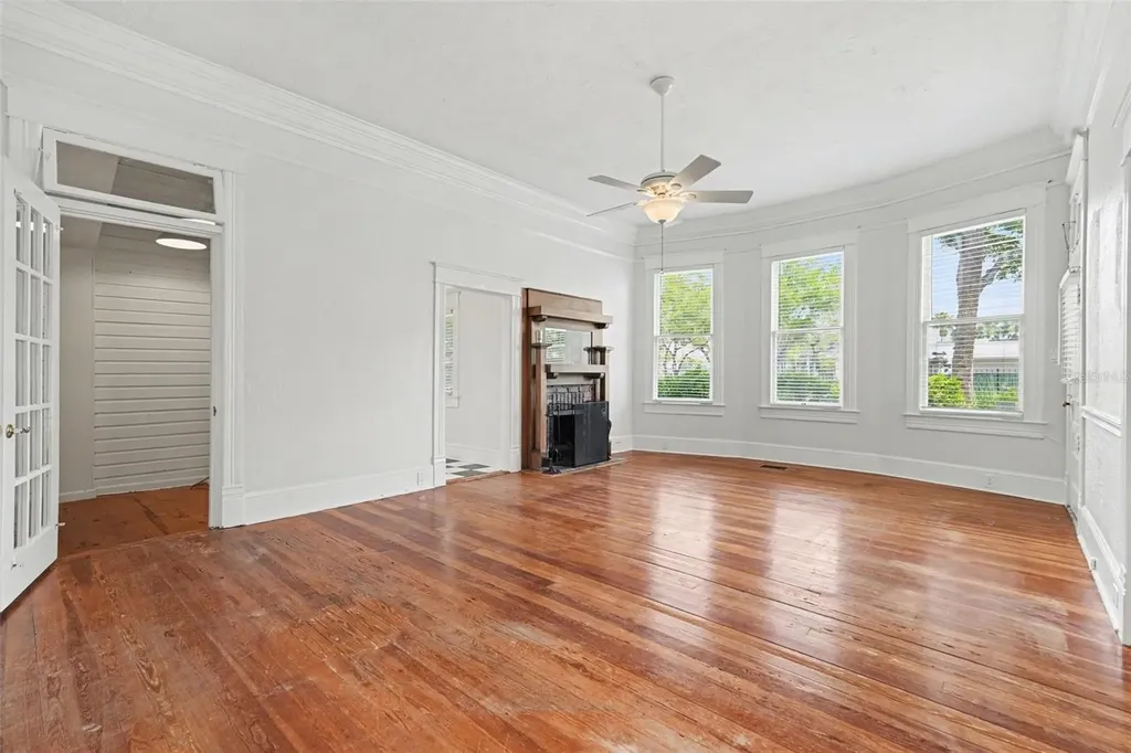 501 W Euclid Avenue Tampa FL 33602