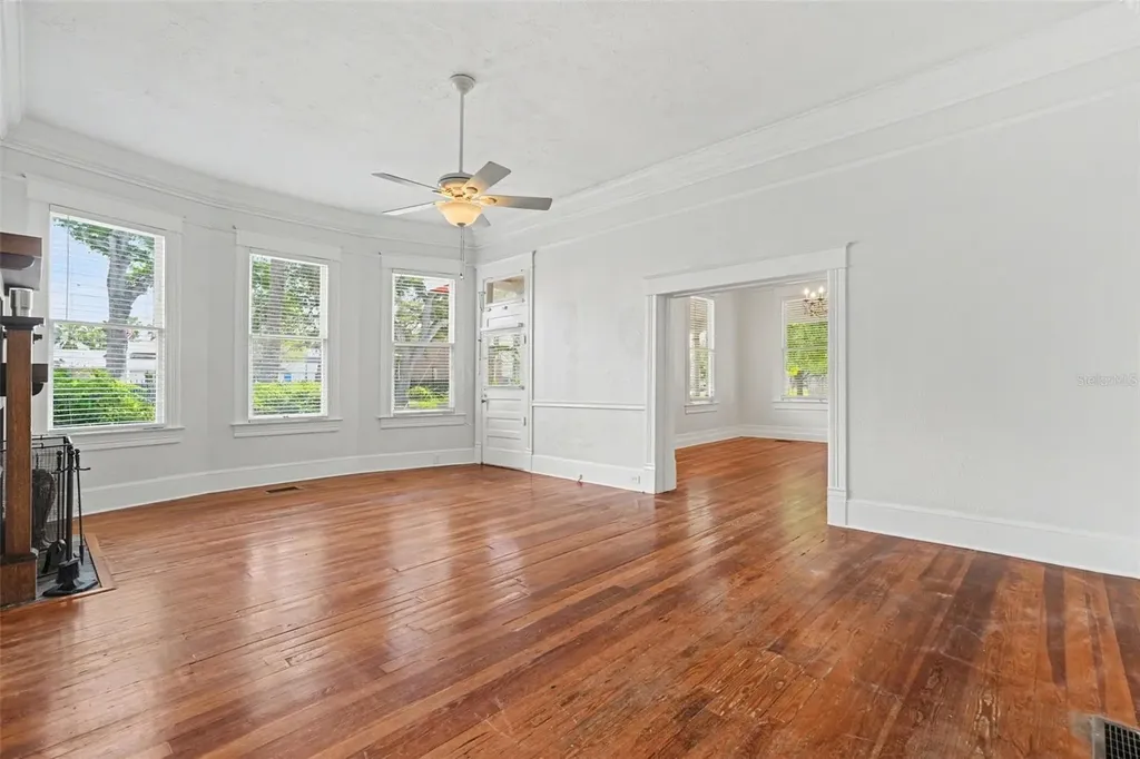 501 W Euclid Avenue Tampa FL 33602