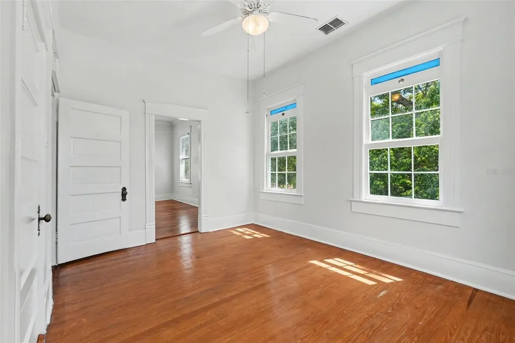 501 W Euclid Avenue Tampa FL 33602