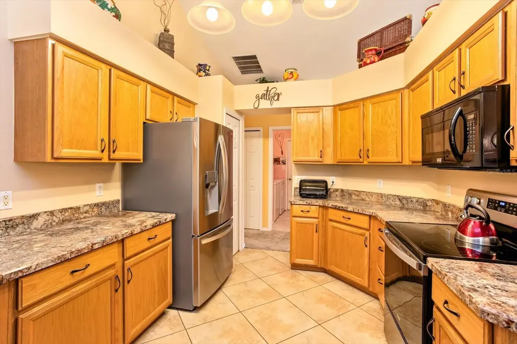 25845 Glen Eagle Drive Leesburg FL 34748