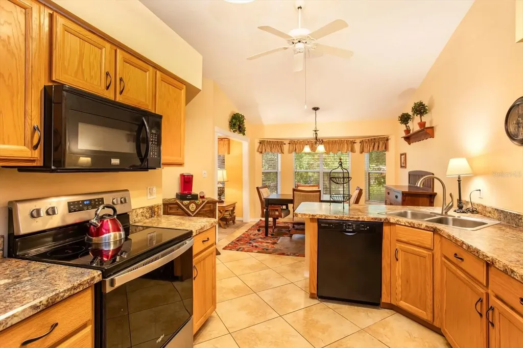 25845 Glen Eagle Drive Leesburg FL 34748