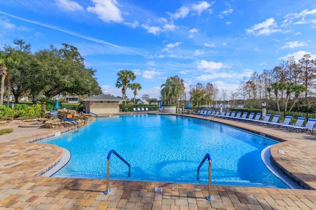 25845 Glen Eagle Drive Leesburg FL 34748