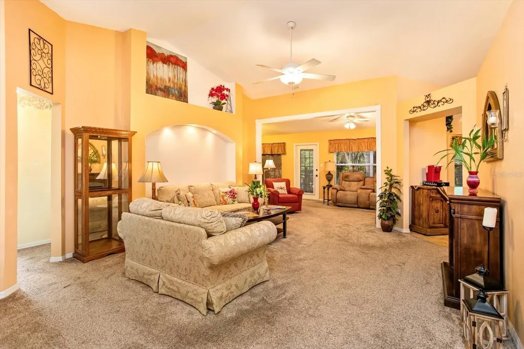 25845 Glen Eagle Drive Leesburg FL 34748