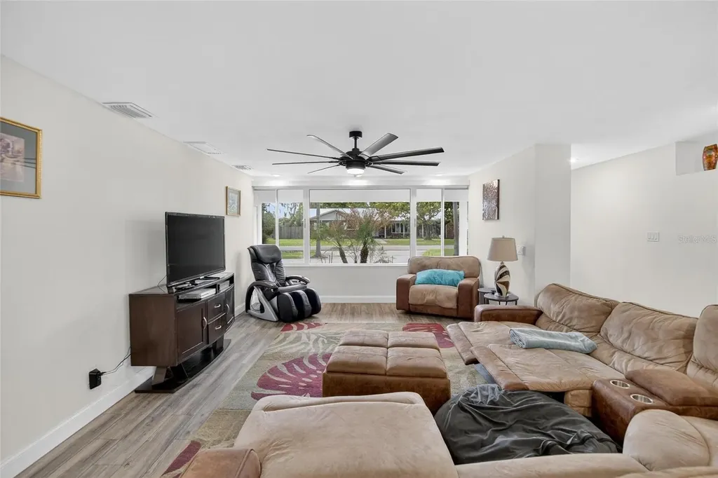 723 W Pinedale Drive Plant City FL 33563