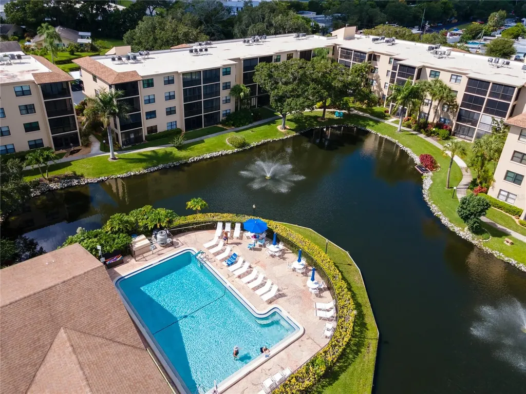 315 30th Avenue W Bradenton FL 34205