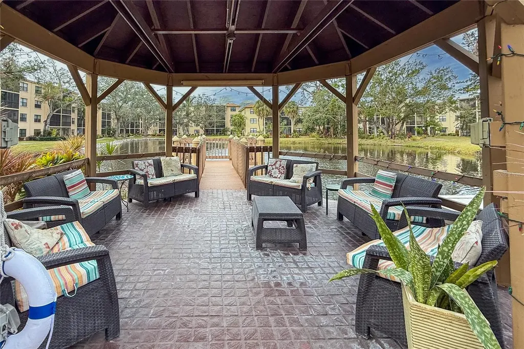 315 30th Avenue W Bradenton FL 34205