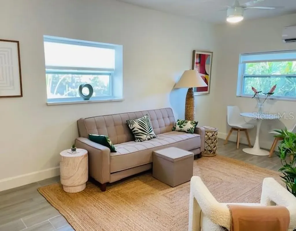 651 Madison Court Sarasota FL 34236