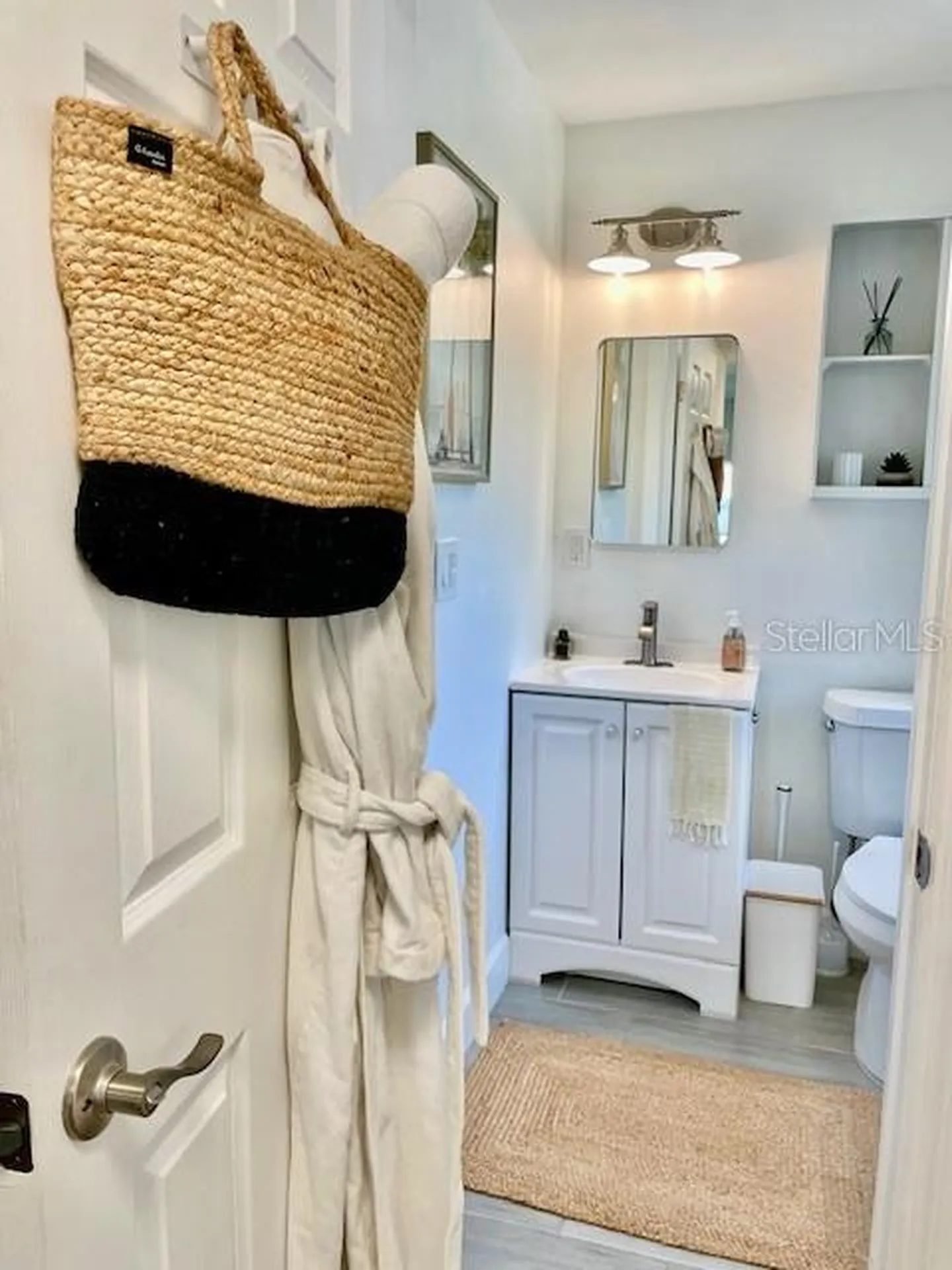 651 Madison Court Sarasota FL 34236