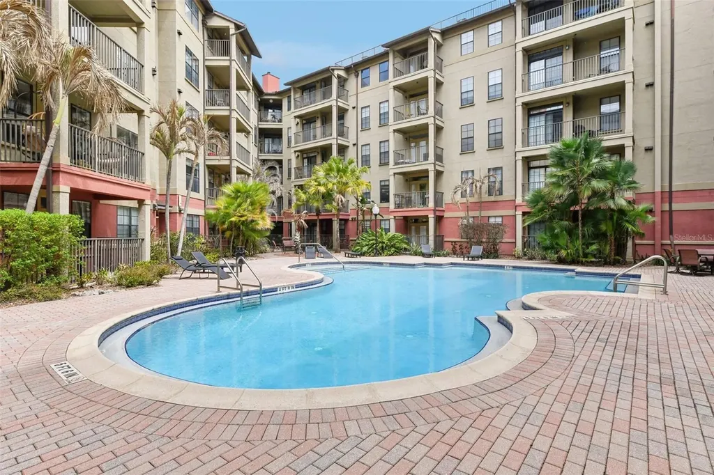 911 N Orange Avenue Orlando FL 32801