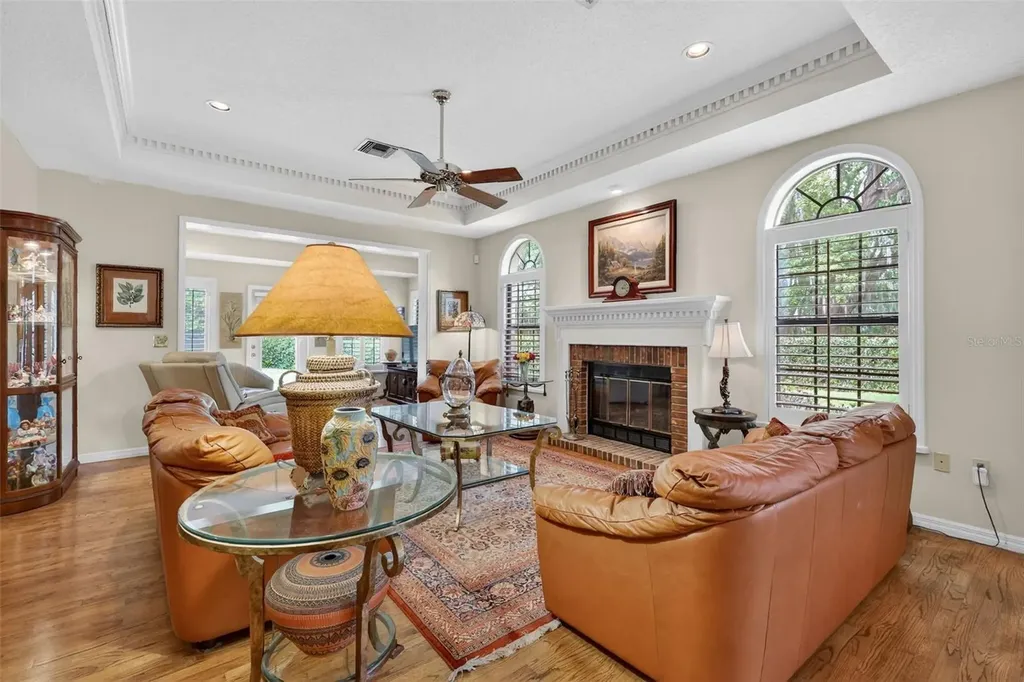 621 High Point Drive Mount Dora FL 32757