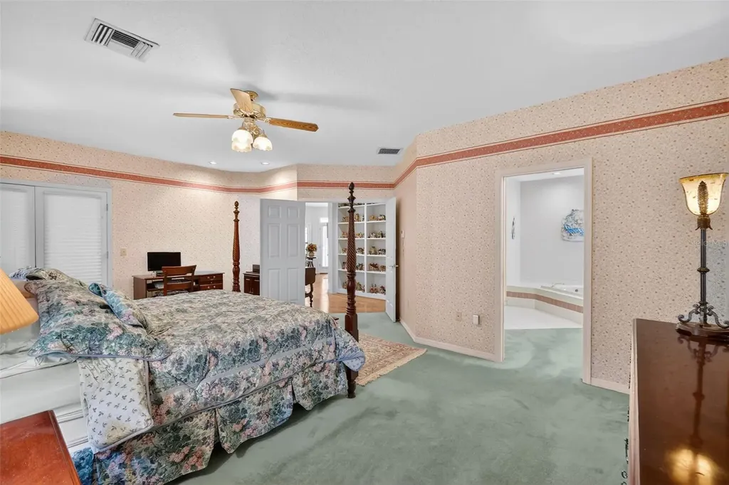 621 High Point Drive Mount Dora FL 32757