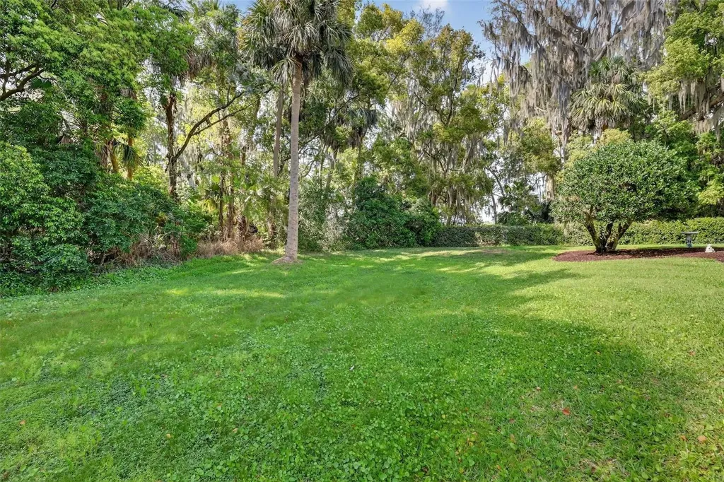 621 High Point Drive Mount Dora FL 32757