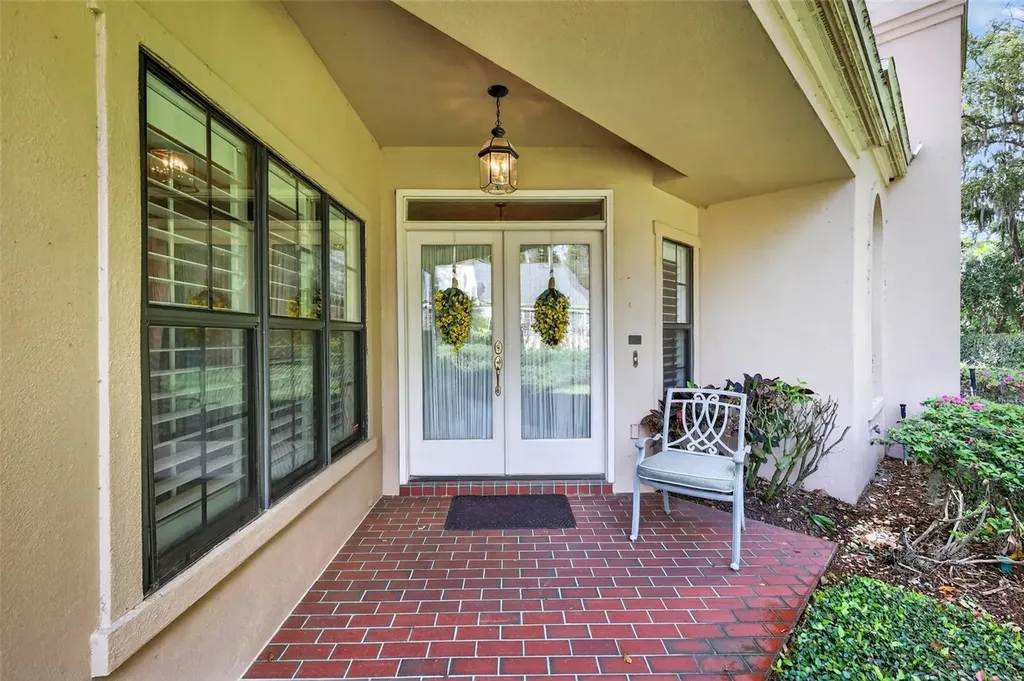 621 High Point Drive Mount Dora FL 32757