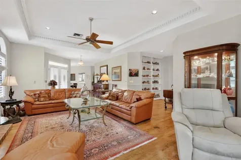 621 High Point Drive Mount Dora FL 32757