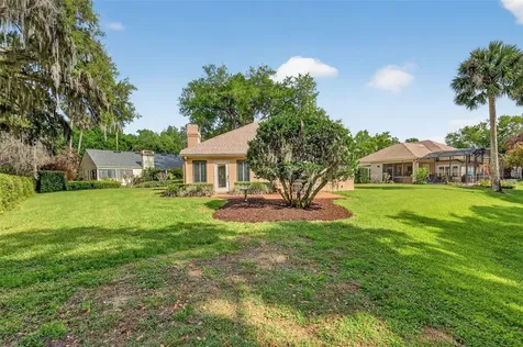 621 High Point Drive Mount Dora FL 32757