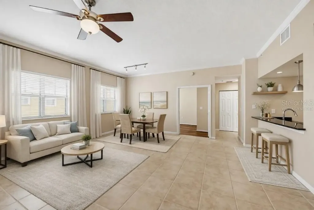 1064 N Tamiami Trail Sarasota FL 34236