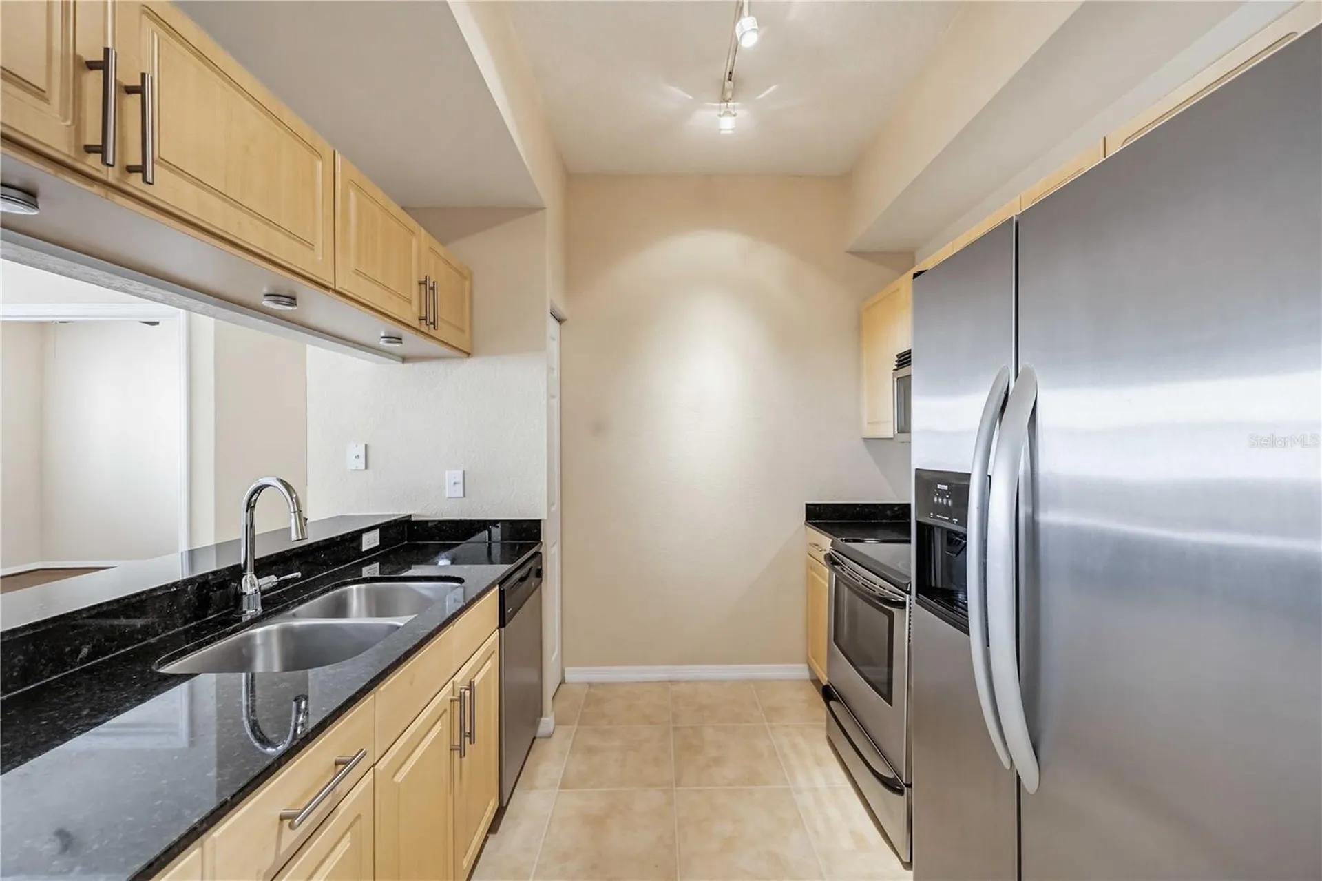 1064 N Tamiami Trail Sarasota FL 34236