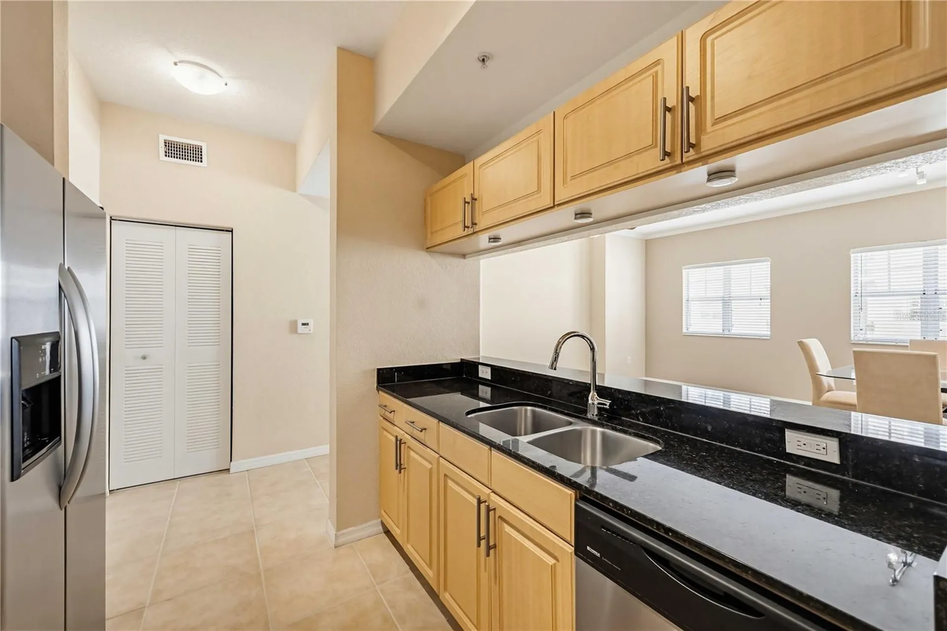 1064 N Tamiami Trail Sarasota FL 34236