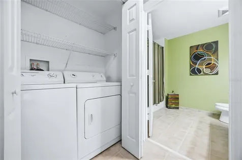 1064 N Tamiami Trail Sarasota FL 34236