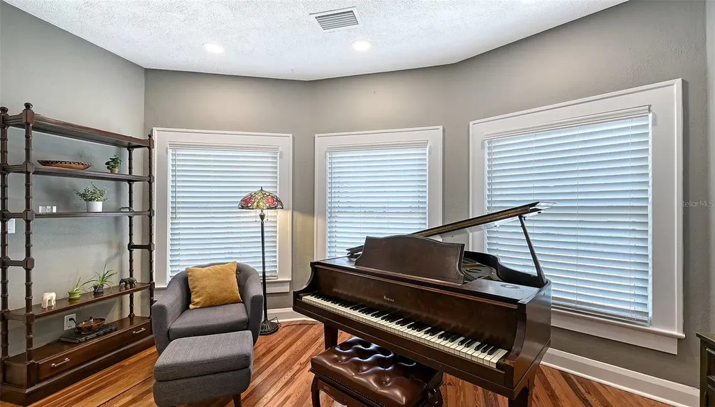 204 24th Street W Bradenton FL 34205