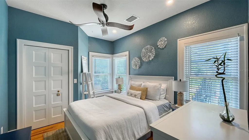 204 24th Street W Bradenton FL 34205