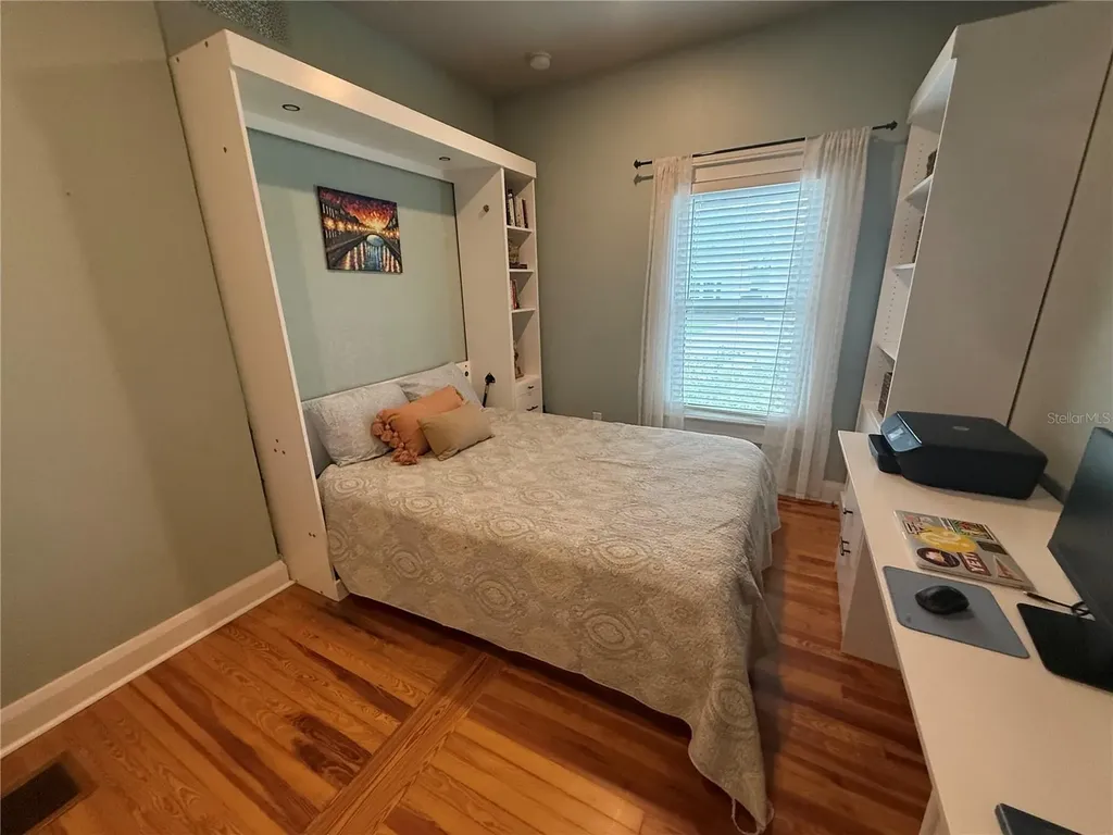 204 24th Street W Bradenton FL 34205