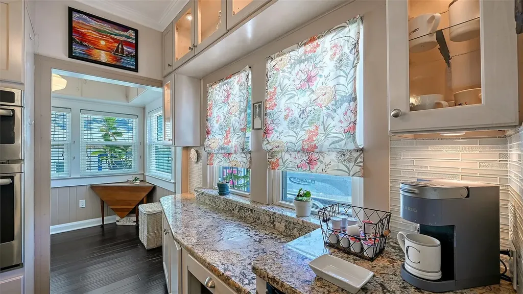 204 24th Street W Bradenton FL 34205