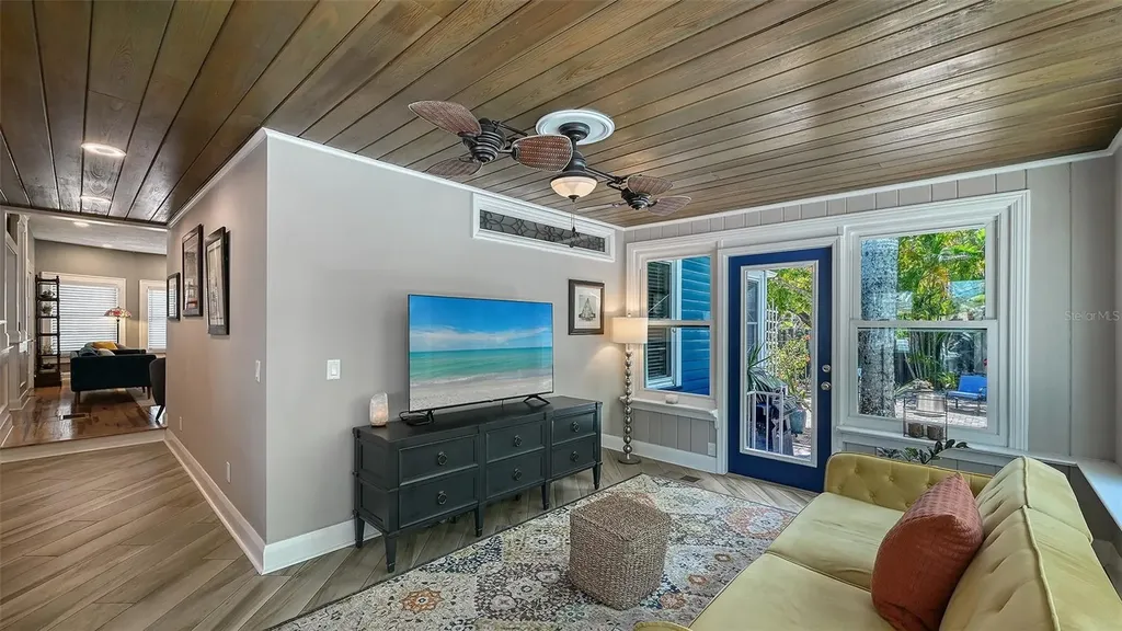 204 24th Street W Bradenton FL 34205