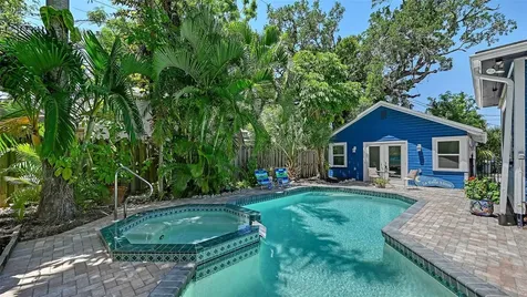 204 24th Street W Bradenton FL 34205