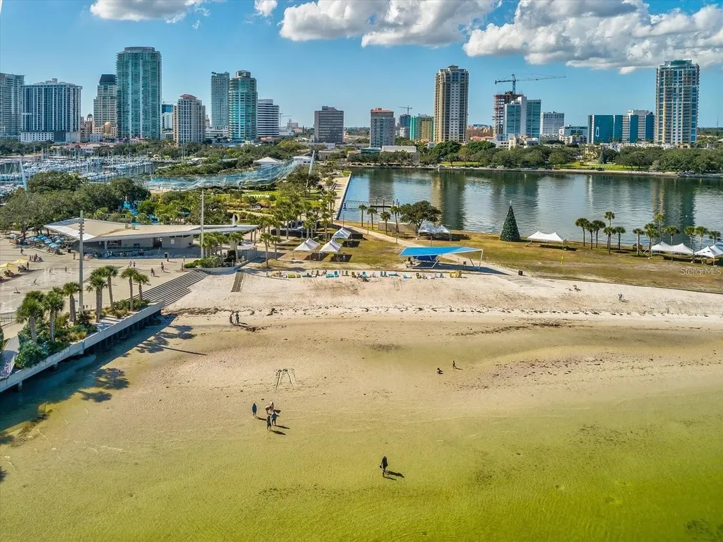 610 4th Avenue S St Petersburg FL 33701