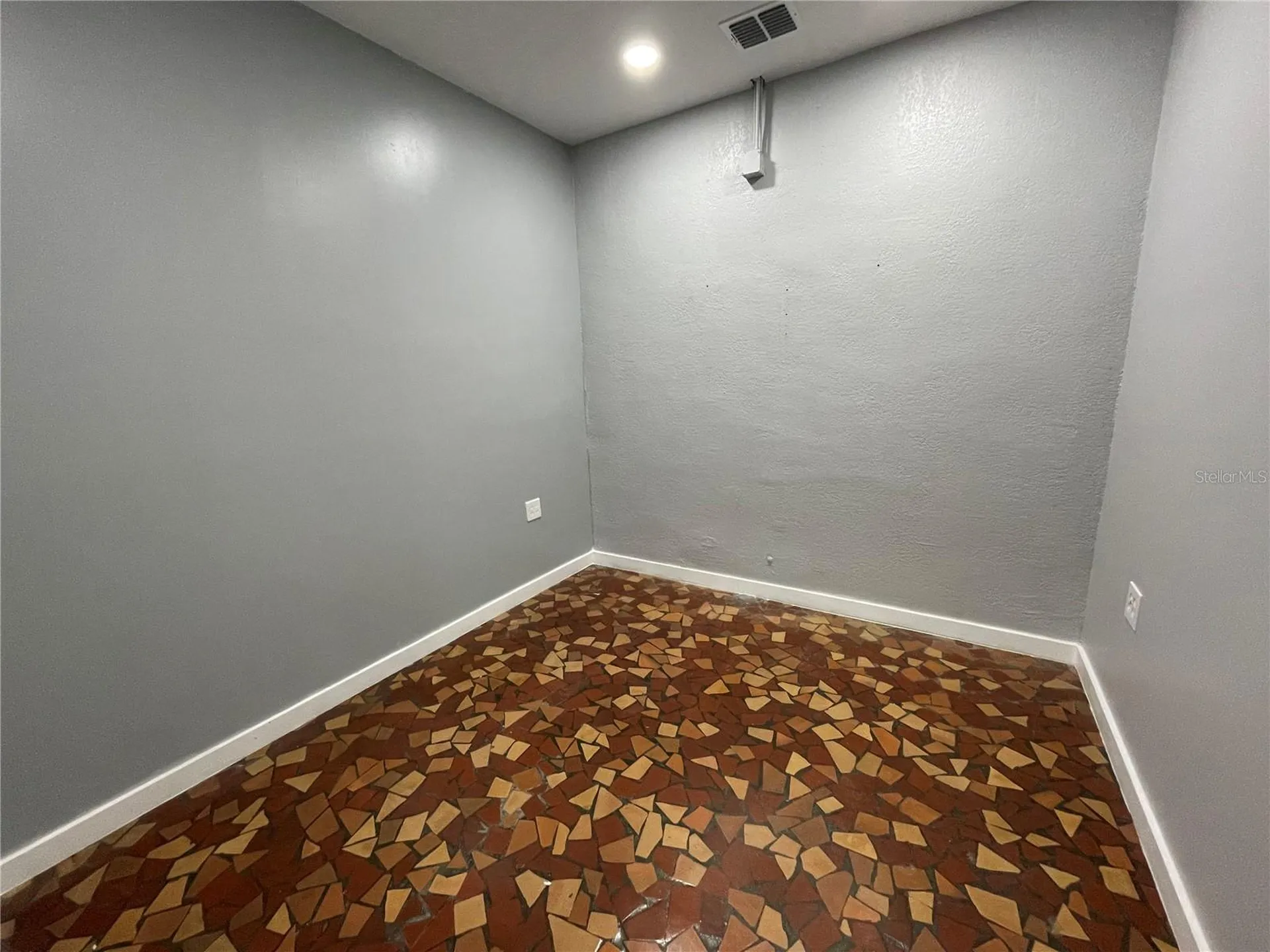 201 E Main Street Leesburg FL 34748