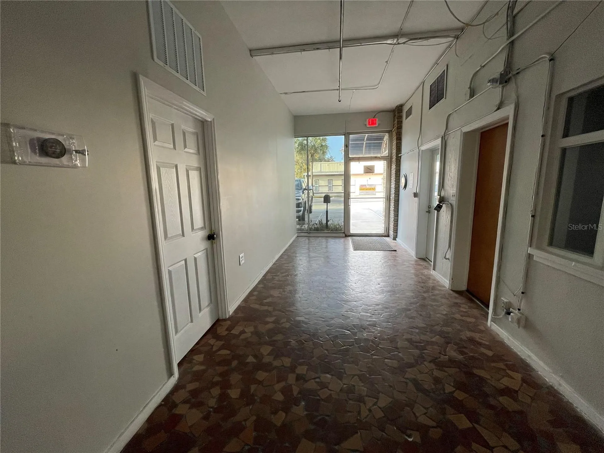 201 E Main Street Leesburg FL 34748