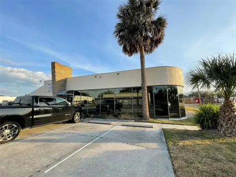 201 E Main Street Leesburg FL 34748