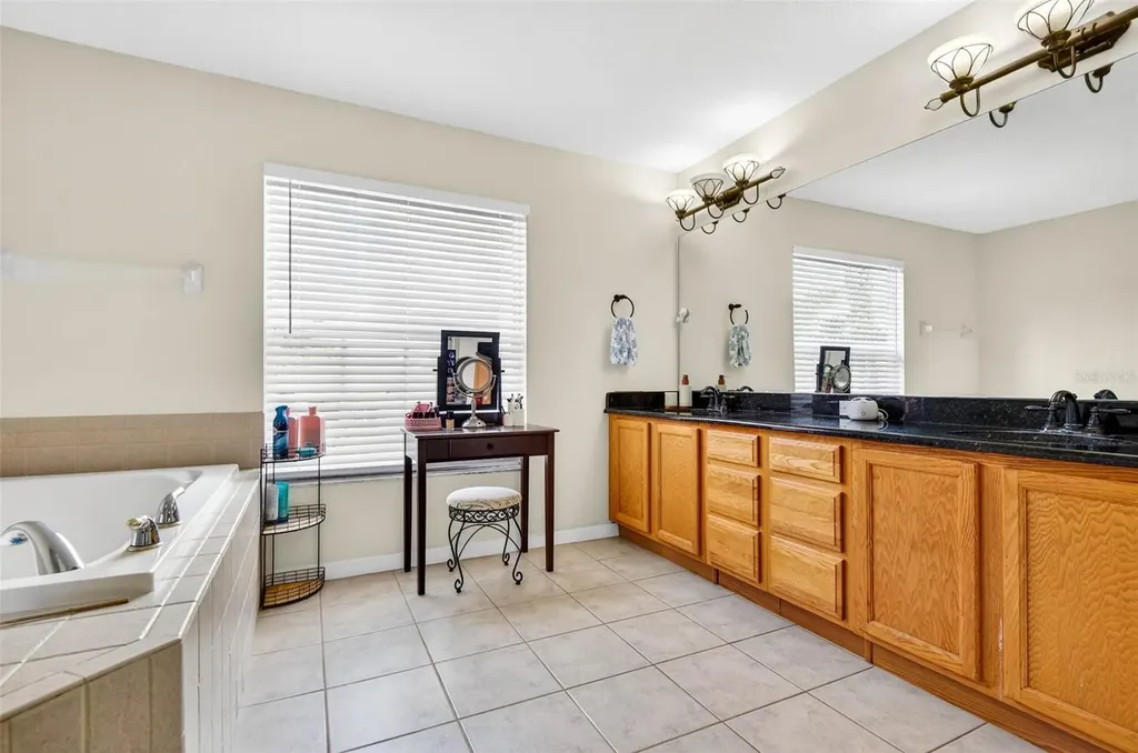 4308 Harborwatch Lane Lutz FL 33558