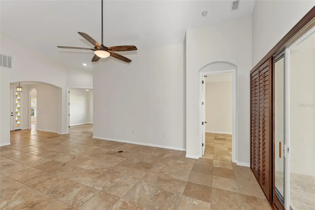 8124 Tabbystone Place Bradenton FL 34201