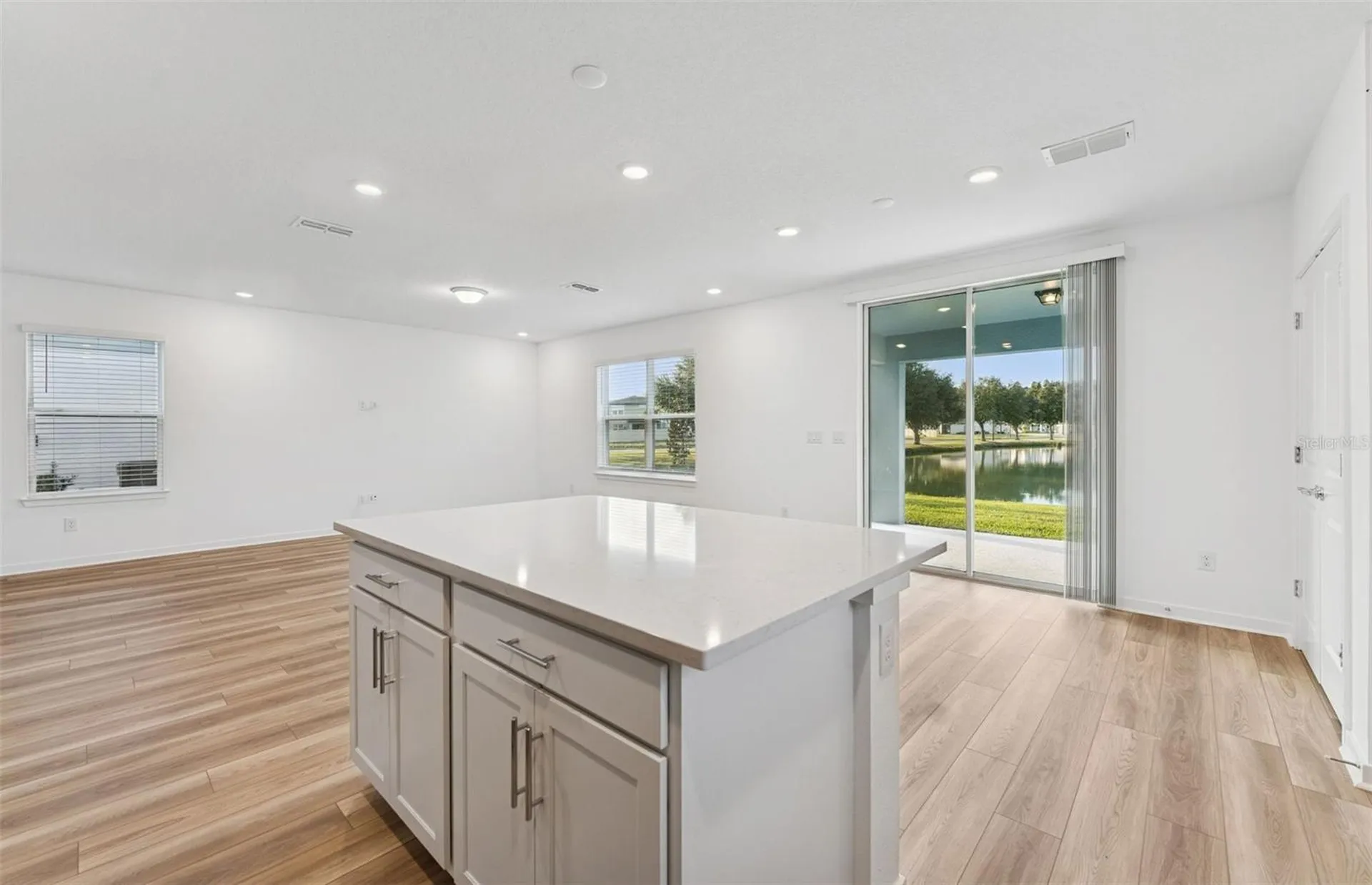 9752 Crescent Moon Drive Riverview FL 33578