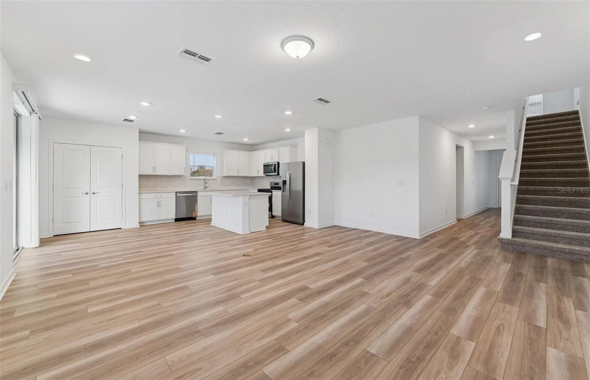 9752 Crescent Moon Drive Riverview FL 33578