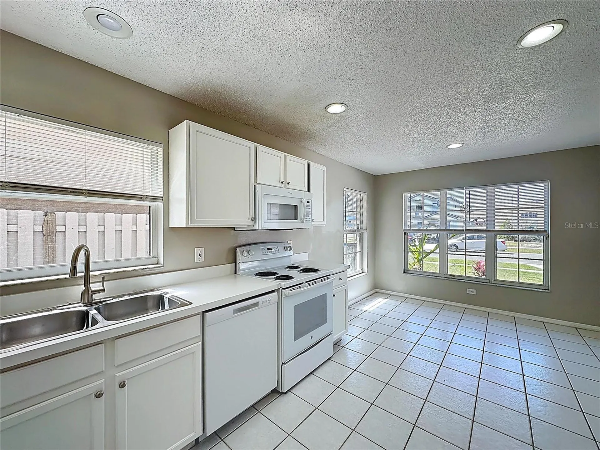 241 Coralwood Court Kissimmee FL 34743