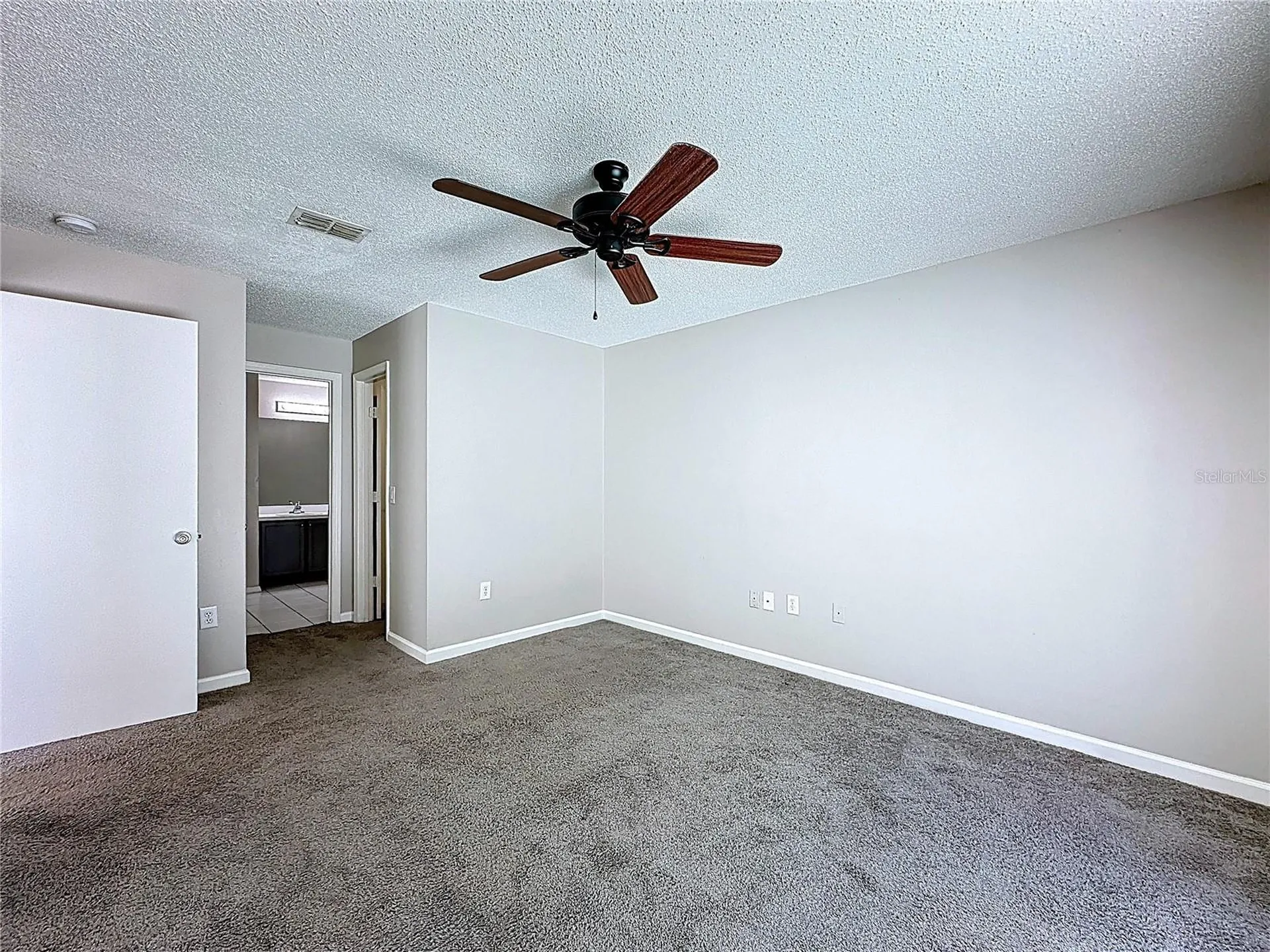 241 Coralwood Court Kissimmee FL 34743