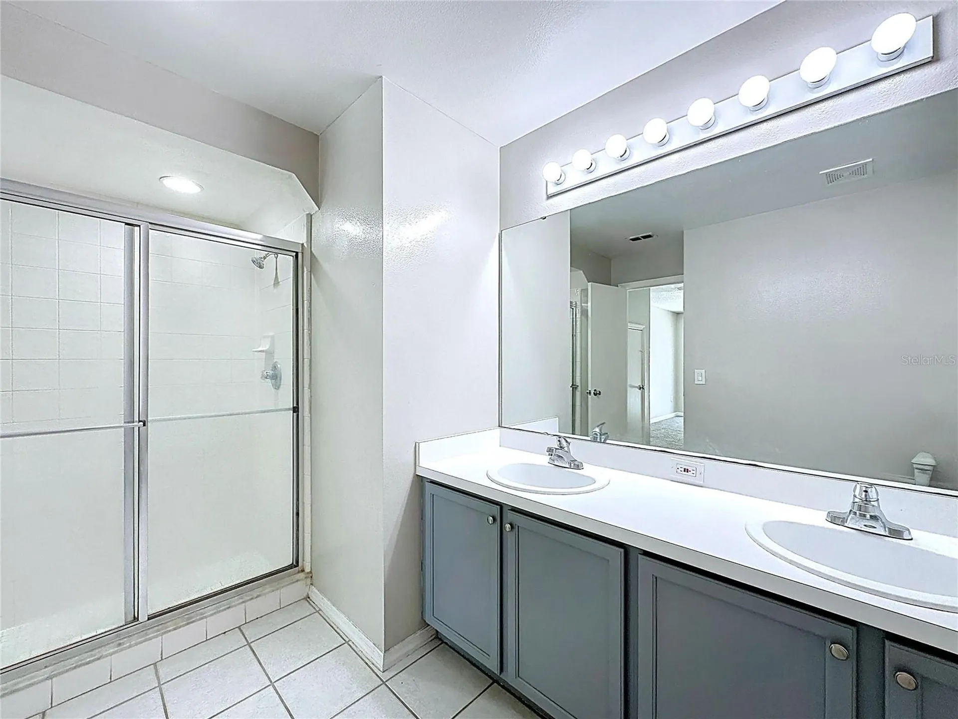 241 Coralwood Court Kissimmee FL 34743